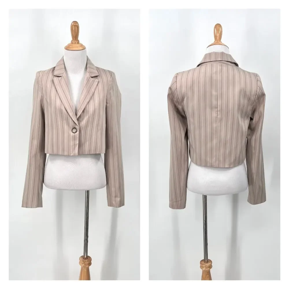 REFORMATION Bateman Cropped Blazer Womens XS Tan Pinstripe Y2K Corp Long Sleeve